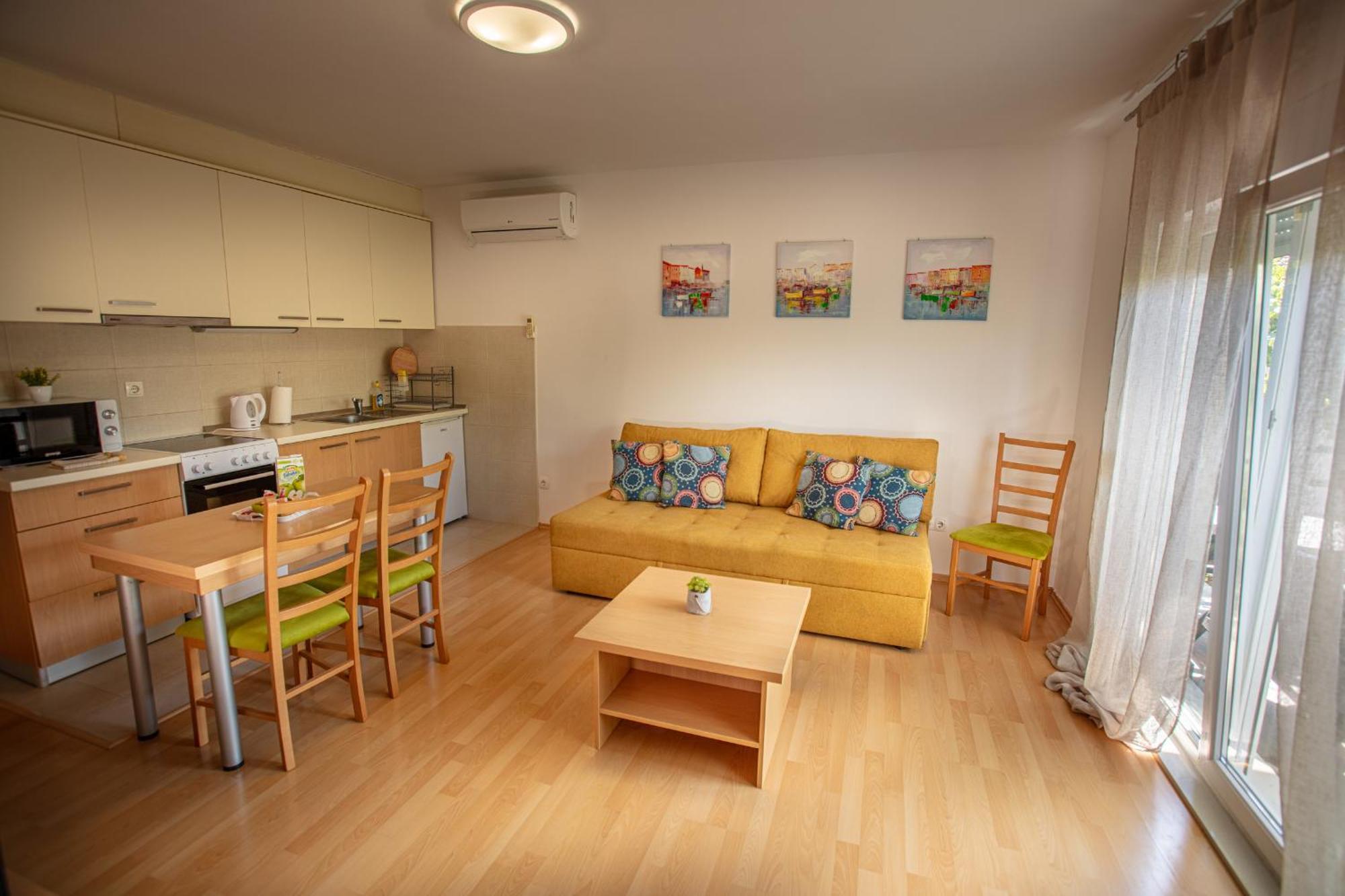 Pure Sky Apartments - With Pool Mostar Esterno foto