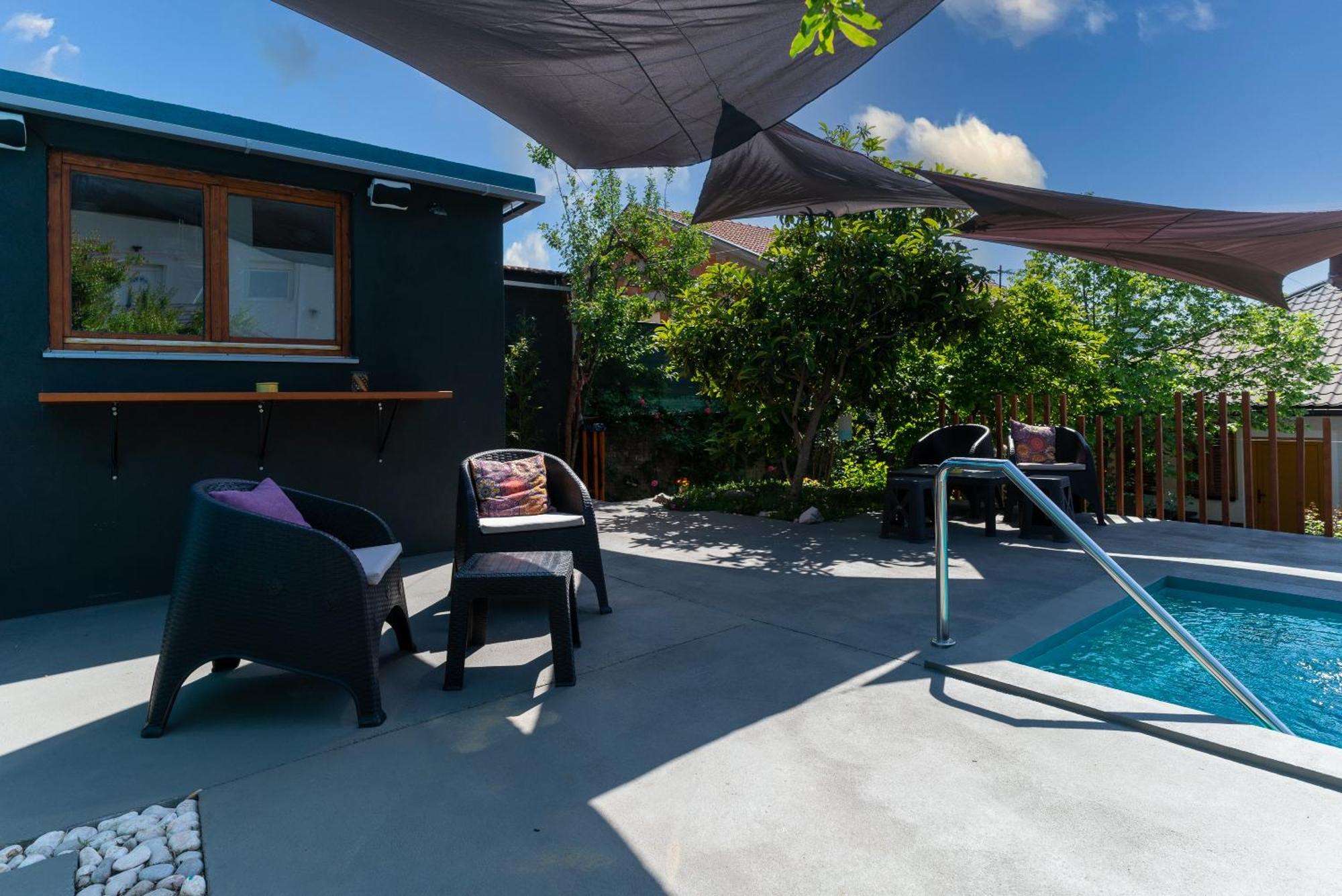 Pure Sky Apartments - With Pool Mostar Esterno foto
